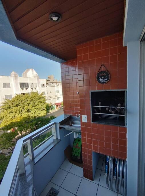 2 Apto Na Principal De Canasvieiras * Florianópolis